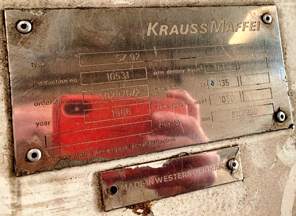 Krauss-Maffei SZ 92 2-stage pusher centrifuge, 316SS.