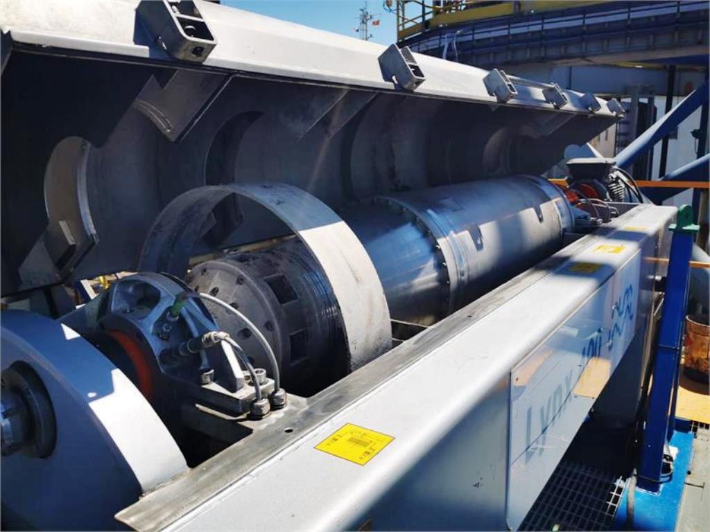 (2) Alfa-Laval LYNX 400 drilling mud decanter centrifuges, 316SS.