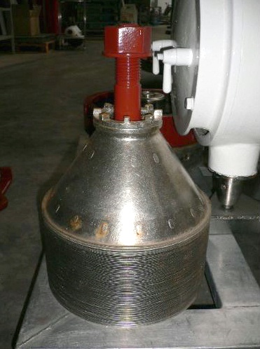 Westfalia MM 3004 hot milk separator, SS.                  