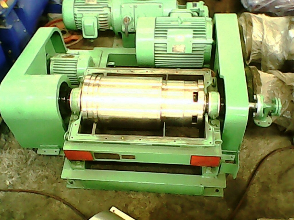 Sharples P1500 Super-D-Canter centrifuge, 316SS.