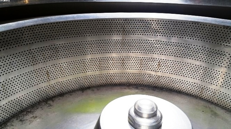 Han Seong 60 x 20 perforate basket centrifuge, 316SS.