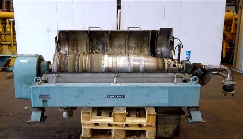 Alfa-Laval AVNX 418B-31 decanter centrifuge, 2205 SS.
