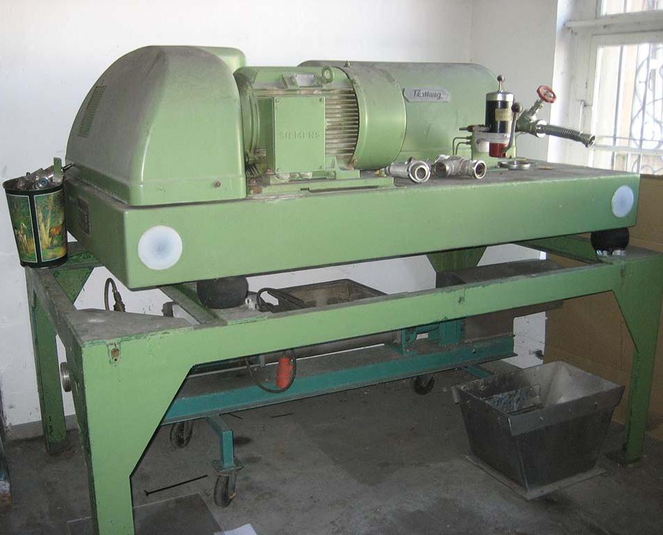 photo1